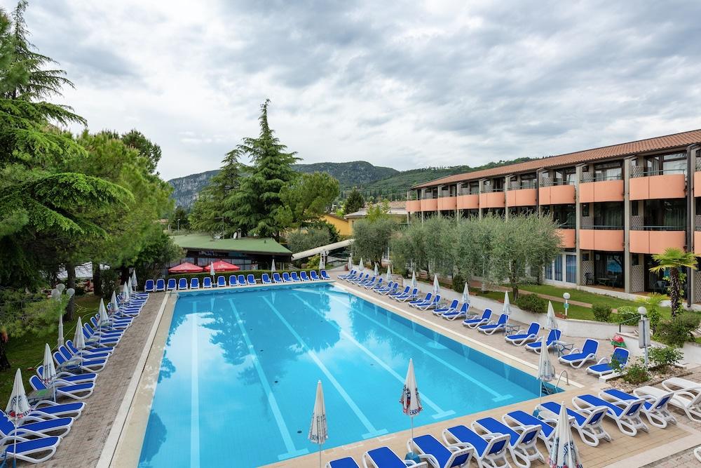 Hotel Royal Garda  Exterior foto